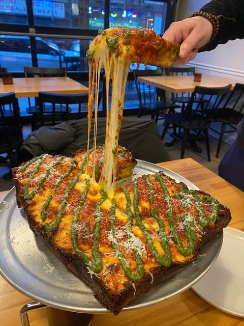 undefined Gallery Image 3