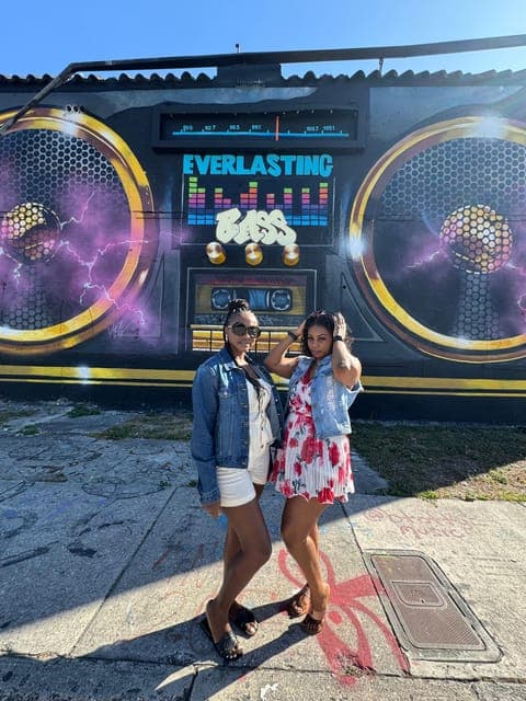 undefined Gallery Image 2