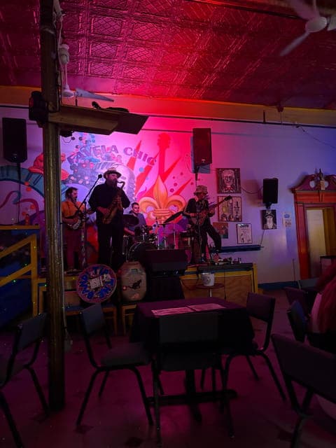 undefined Gallery Image 3