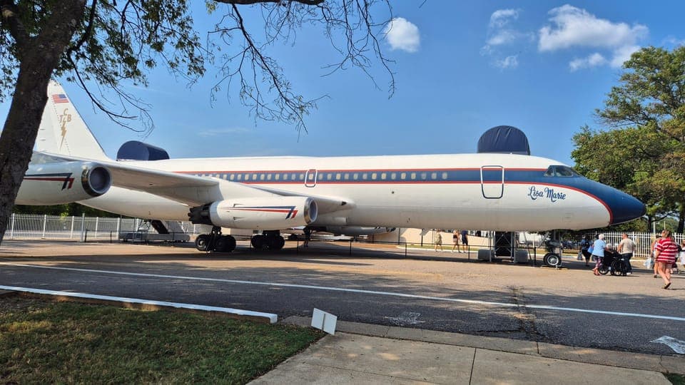 undefined Gallery Image 4