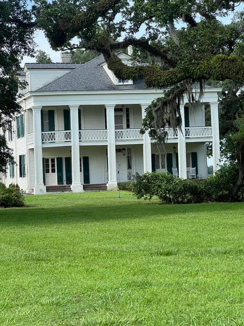 undefined Gallery Image 3