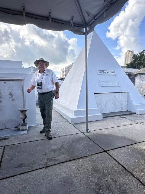 undefined Gallery Image 1