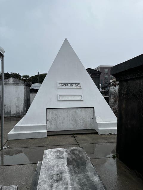 undefined Gallery Image 2