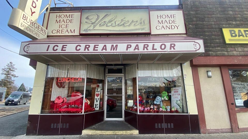 undefined Gallery Image 3