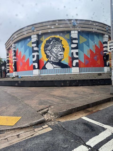 undefined Gallery Image 1