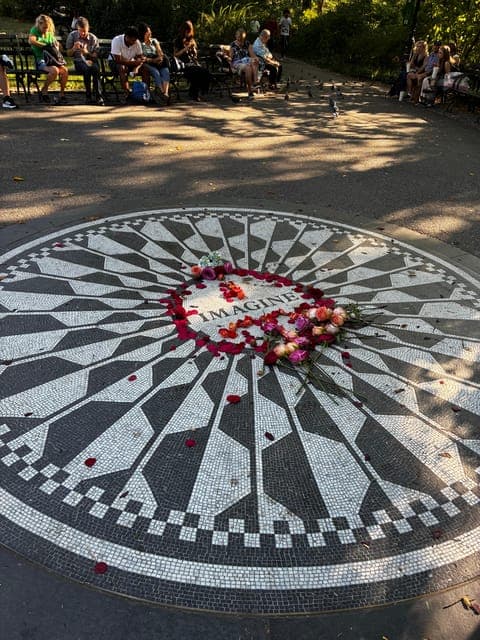 undefined Gallery Image 1