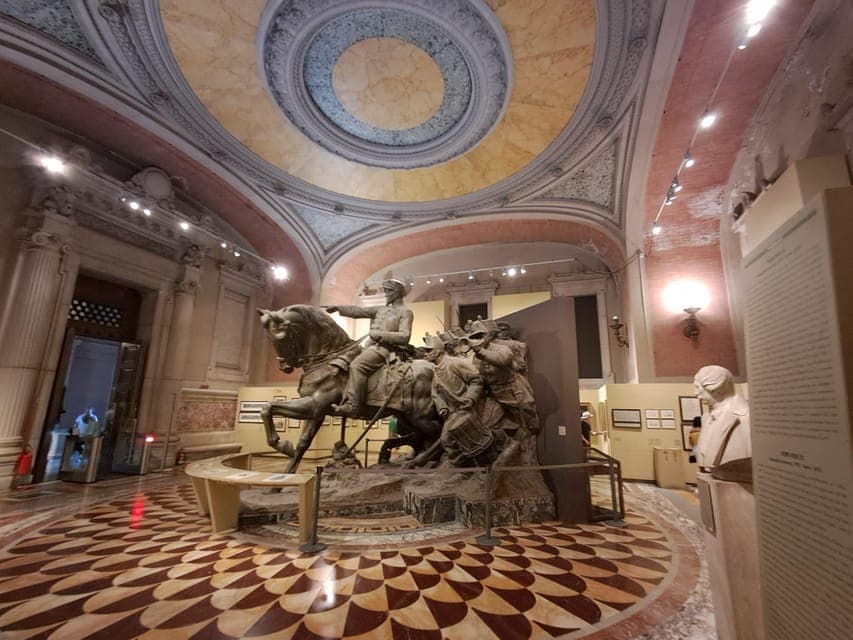 undefined Gallery Image 2