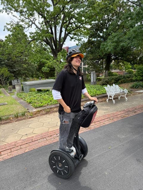 undefined Gallery Image 2