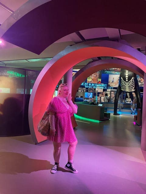 undefined Gallery Image 2