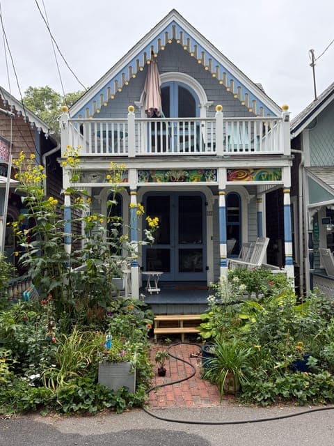 undefined Gallery Image 2