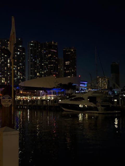 undefined Gallery Image 3