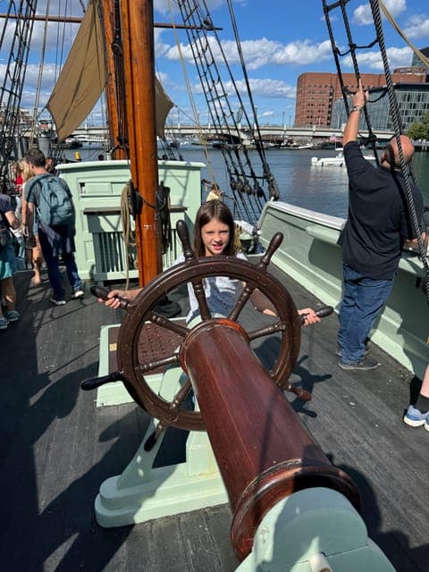 undefined Gallery Image 2