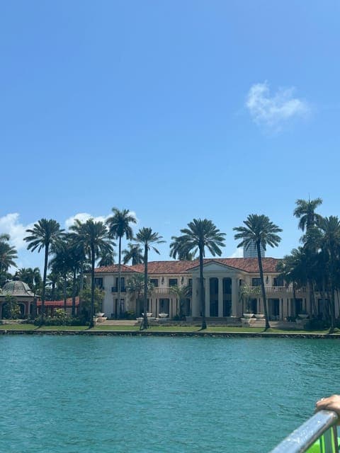 undefined Gallery Image 3