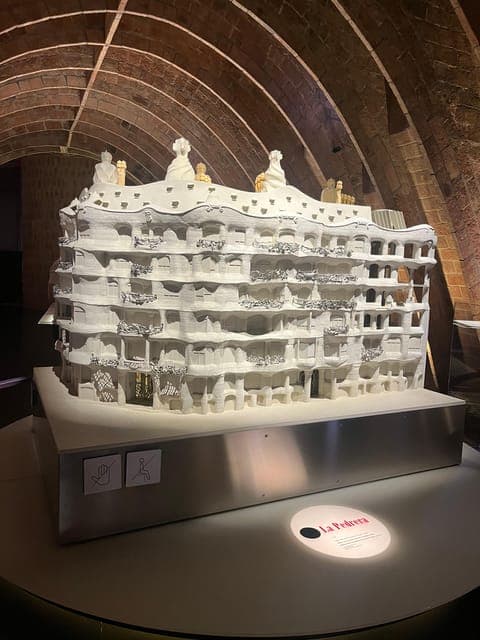 undefined Gallery Image 3