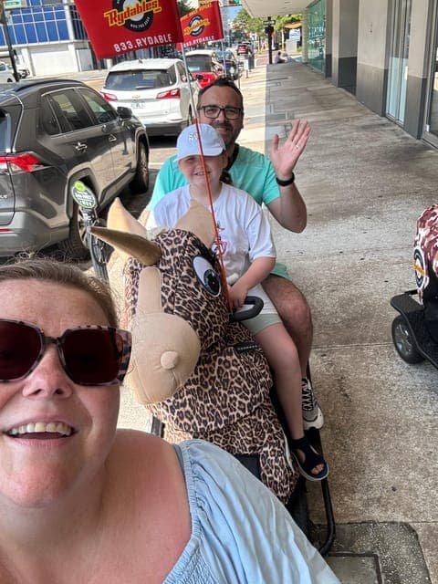 undefined Gallery Image 4