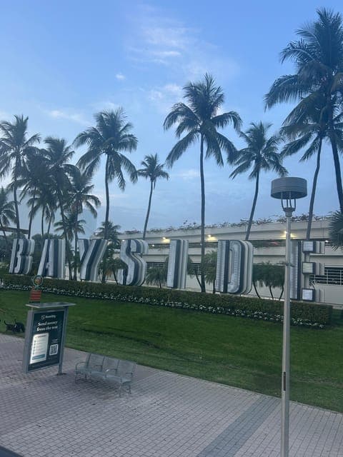 undefined Gallery Image 1