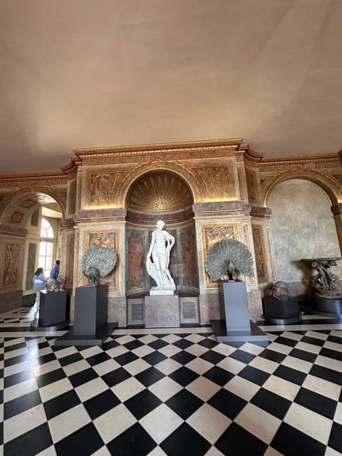 undefined Gallery Image 4