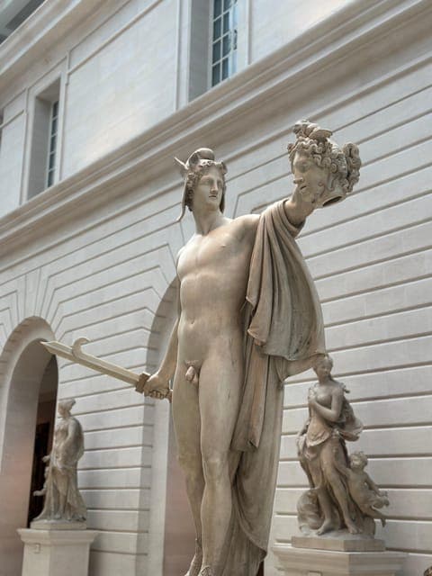 undefined Gallery Image 1