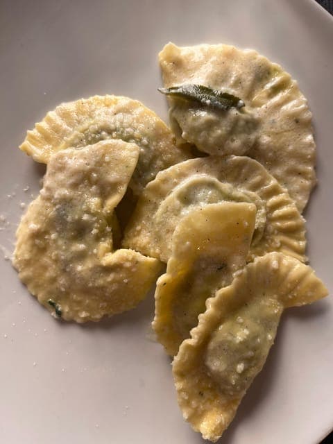 undefined Gallery Image 3