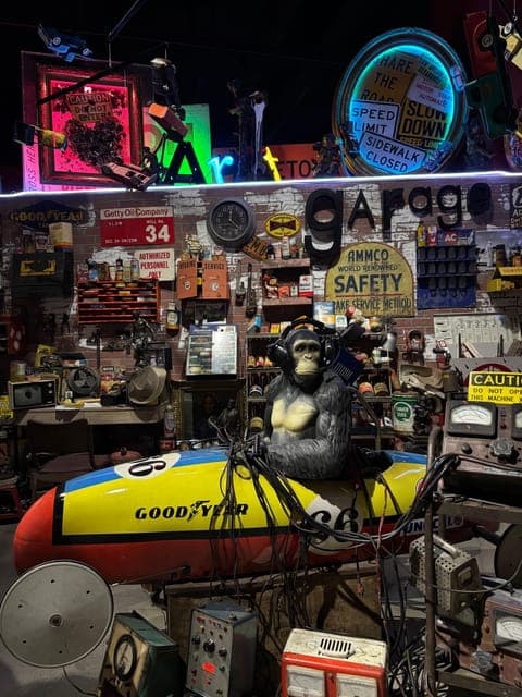 undefined Gallery Image 2