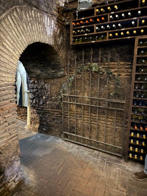 undefined Gallery Image 3