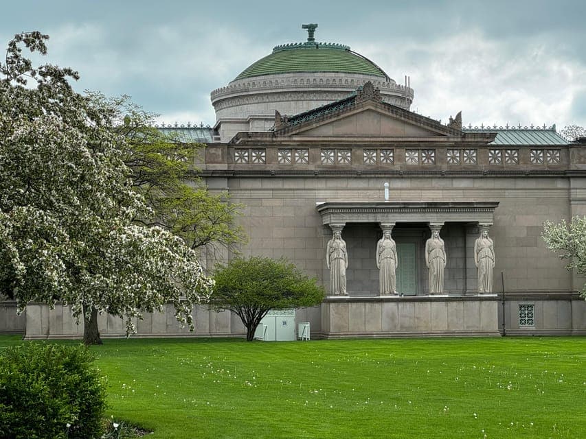 undefined Gallery Image 4