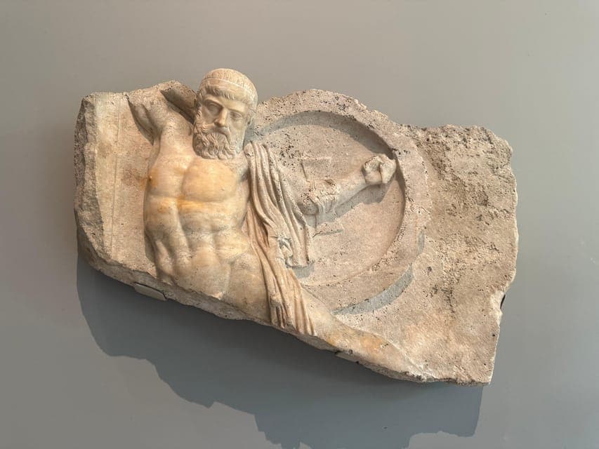 undefined Gallery Image 1