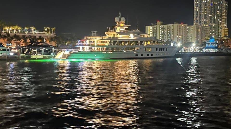 undefined Gallery Image 2