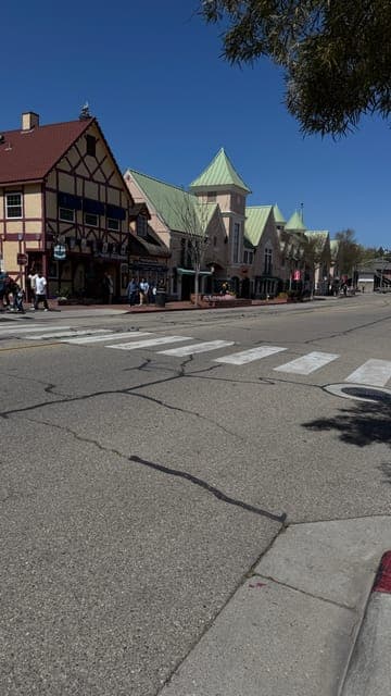 undefined Gallery Image 4