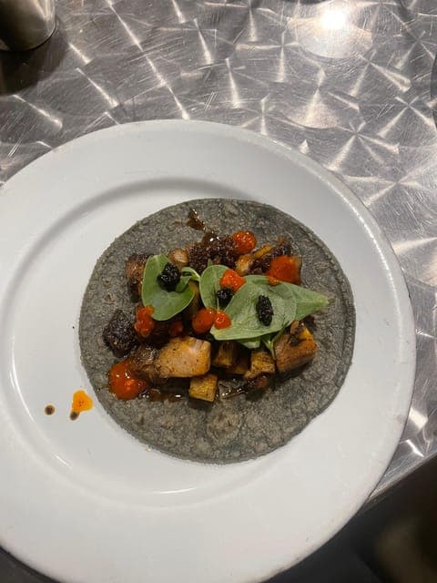 undefined Gallery Image 4