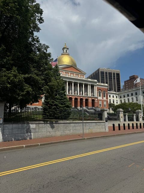 undefined Gallery Image 2