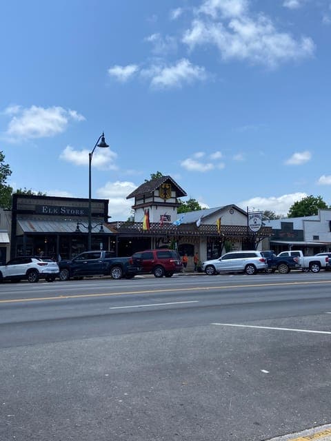 undefined Gallery Image 3