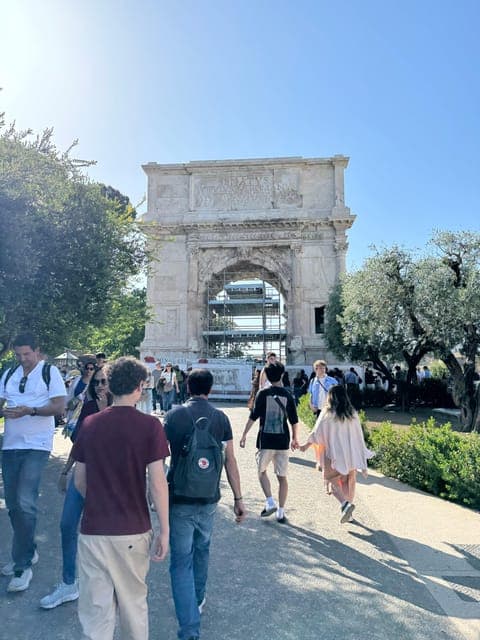 undefined Gallery Image 3