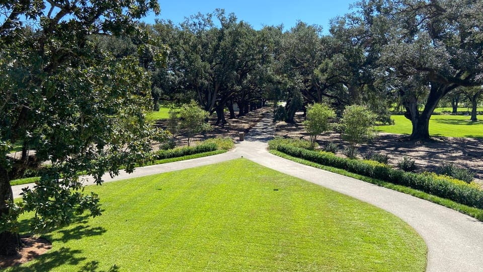 undefined Gallery Image 2