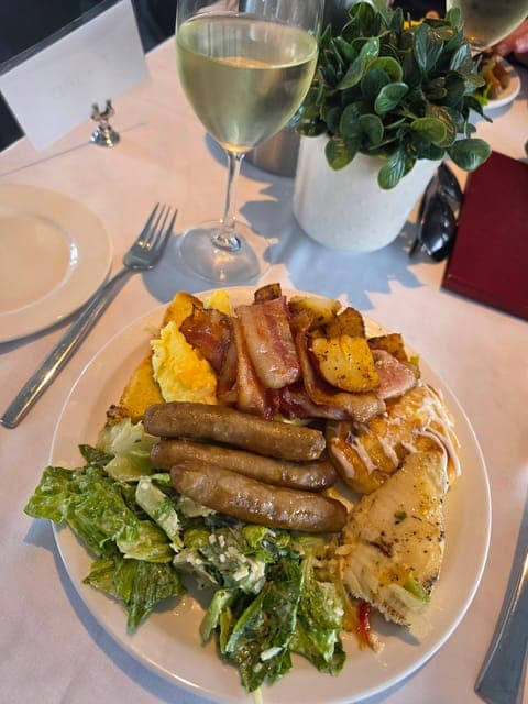 undefined Gallery Image 4