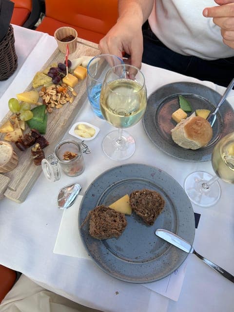 undefined Gallery Image 1