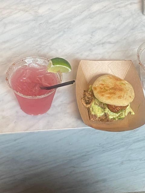 undefined Gallery Image 2