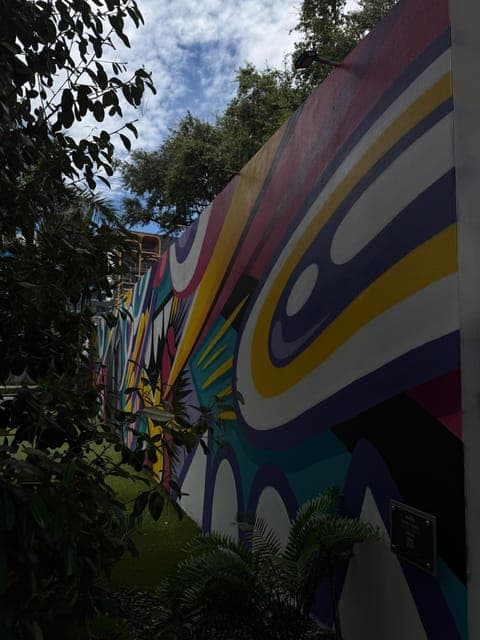 undefined Gallery Image 4