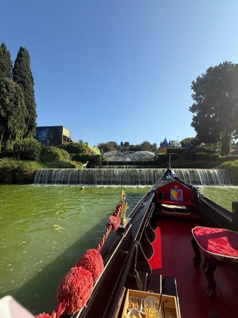 undefined Gallery Image 2