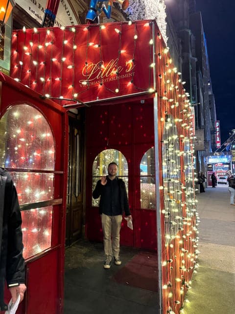 undefined Gallery Image 2