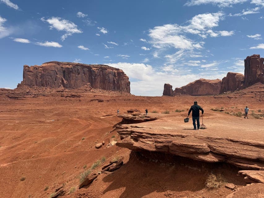 undefined Gallery Image 3