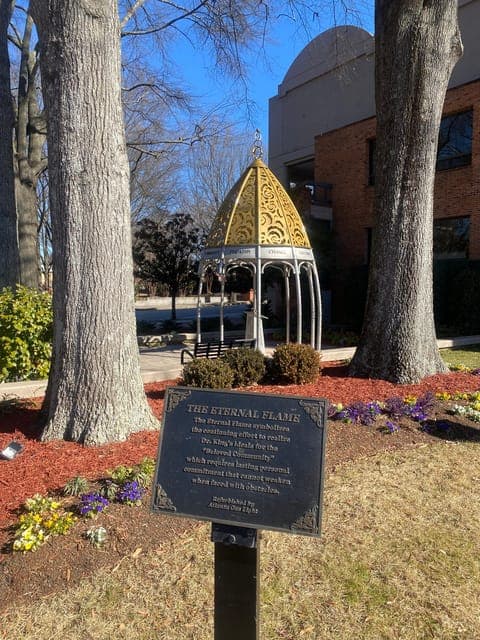 undefined Gallery Image 1