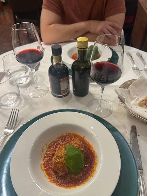 undefined Gallery Image 2