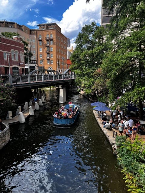 undefined Gallery Image 2