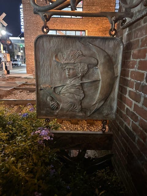 undefined Gallery Image 1