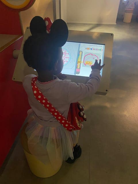 undefined Gallery Image 1