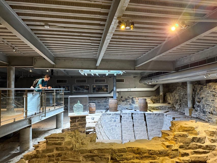 undefined Gallery Image 1