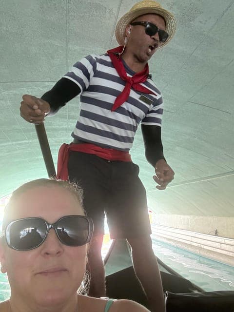 undefined Gallery Image 1