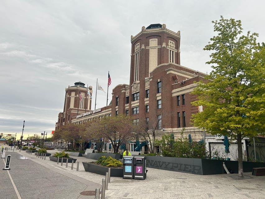 undefined Gallery Image 1