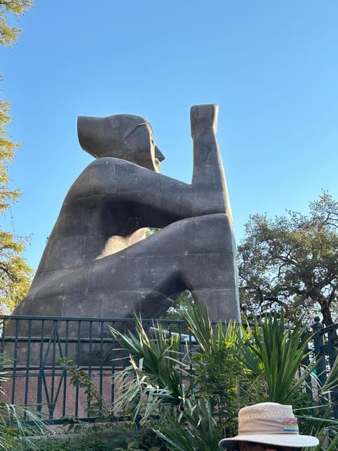 undefined Gallery Image 3